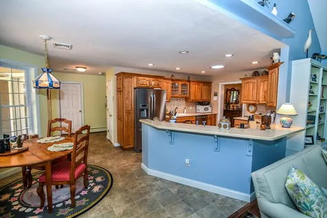 77 Brown Brook Circle Fremont NH 03044