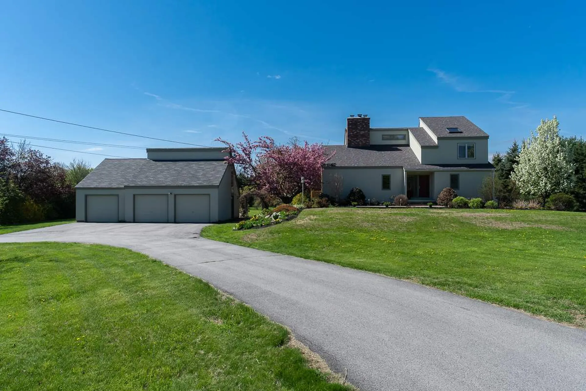 19 Jeremy Hill Road Pelham NH 03076