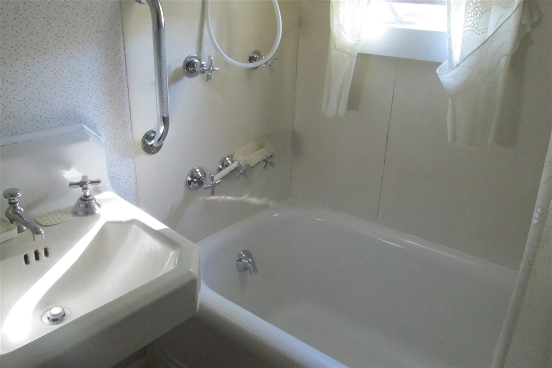 352 Wibird Street Portsmouth NH 03801
