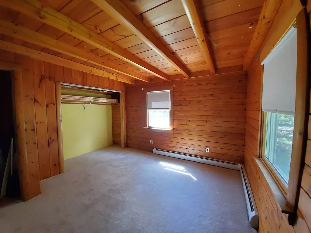 12r Sandy Point Road Stratham NH 03885