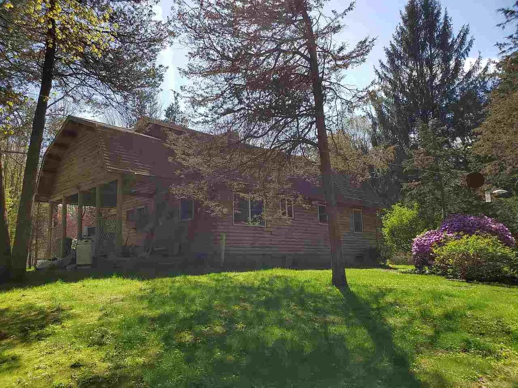 12r Sandy Point Road Stratham NH 03885