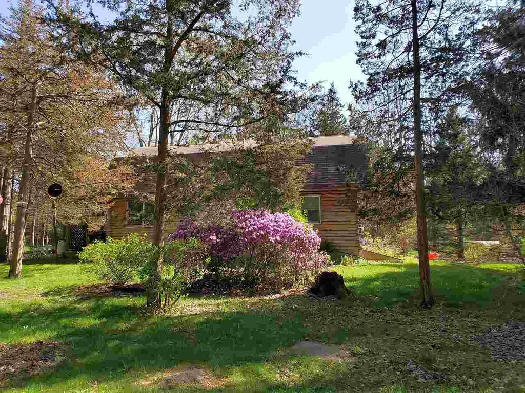 12r Sandy Point Road Stratham NH 03885
