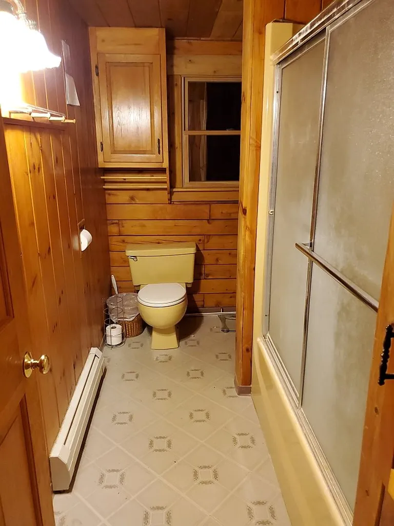 12r Sandy Point Road Stratham NH 03885