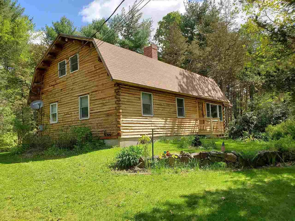 12r Sandy Point Road Stratham NH 03885