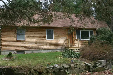 12r Sandy Point Road Stratham NH 03885