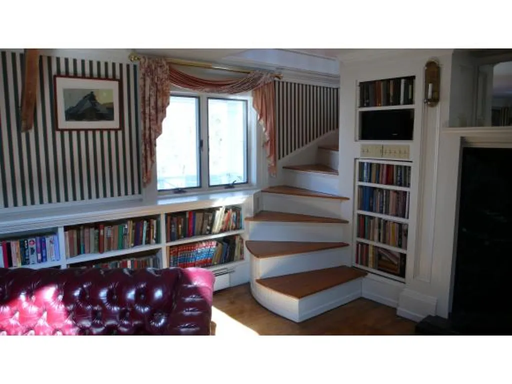 398 Scofield Mountain Road Winchester NH 03470