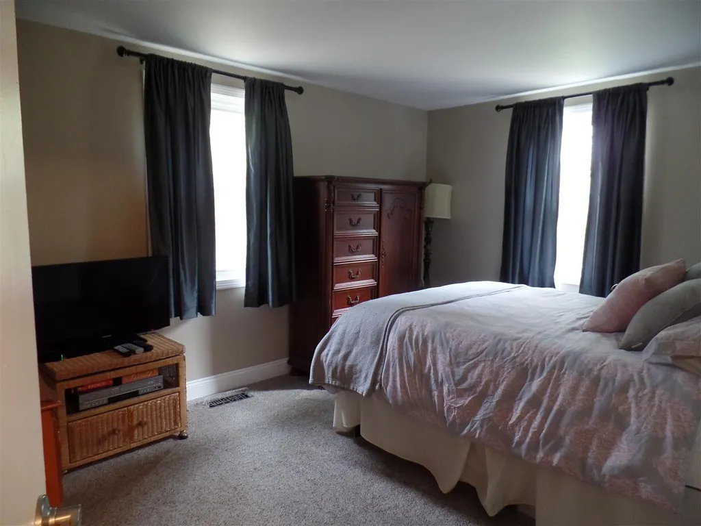 119 Lesmerises Road Loudon NH 03307