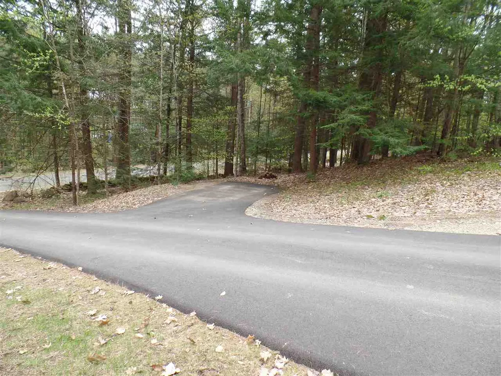 119 Lesmerises Road Loudon NH 03307
