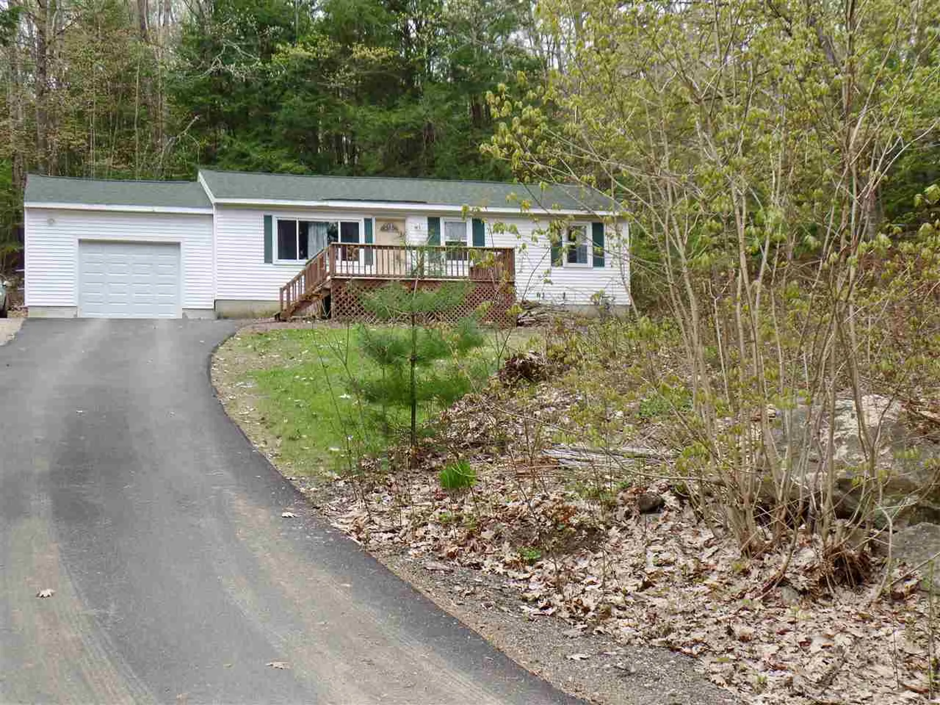 119 Lesmerises Road Loudon NH 03307