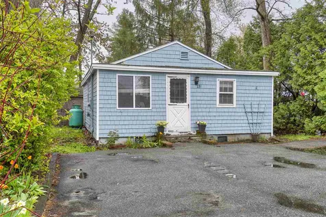 13 Franz Road Salem NH 03079