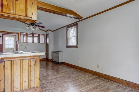 13 Franz Road Salem NH 03079