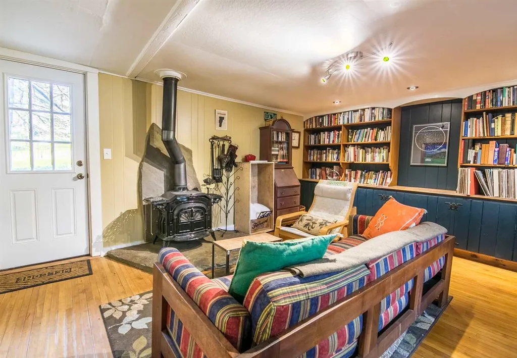 10 Alder Lane Essex VT 05452