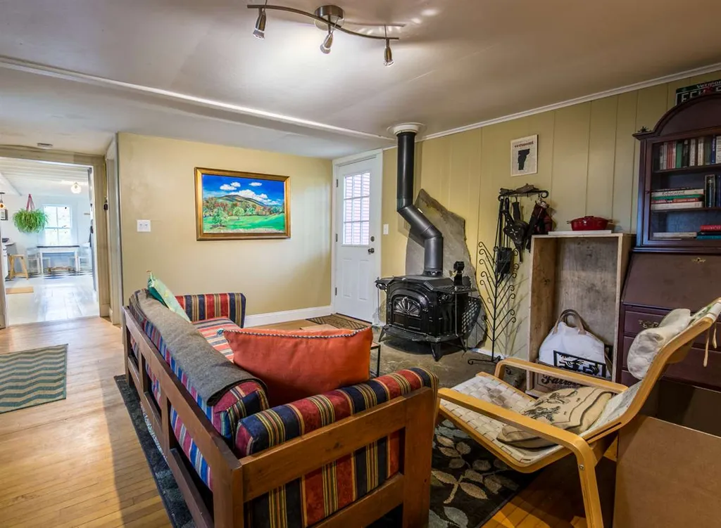 10 Alder Lane Essex VT 05452