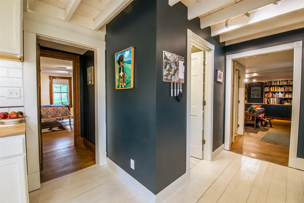 10 Alder Lane Essex VT 05452