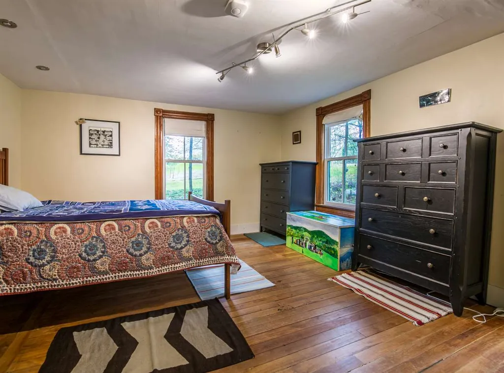 10 Alder Lane Essex VT 05452