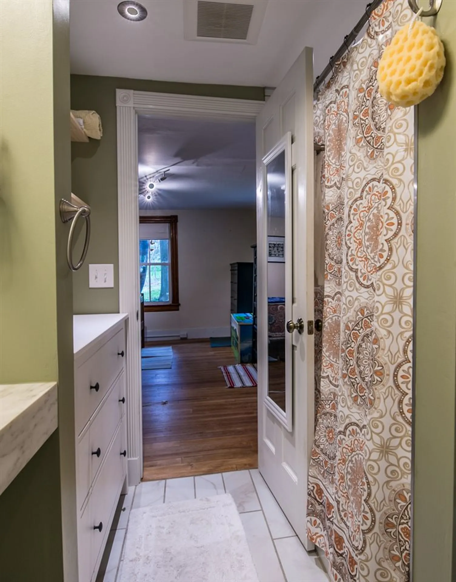 10 Alder Lane Essex VT 05452