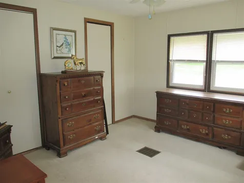 12 Oak Hill Drive Hampstead NH 03841