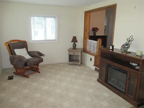 12 Oak Hill Drive Hampstead NH 03841