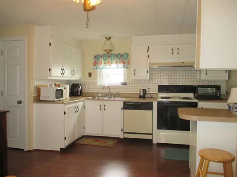 12 Oak Hill Drive Hampstead NH 03841