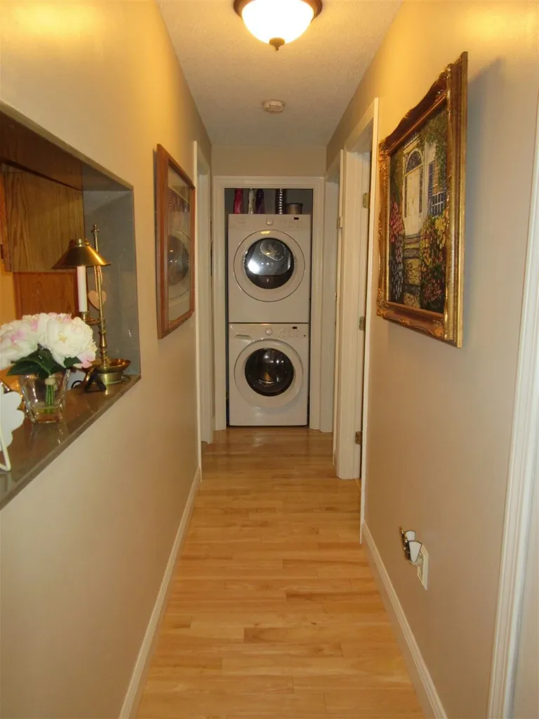 2 Maple Ridge Drive Merrimack NH 03054-7202