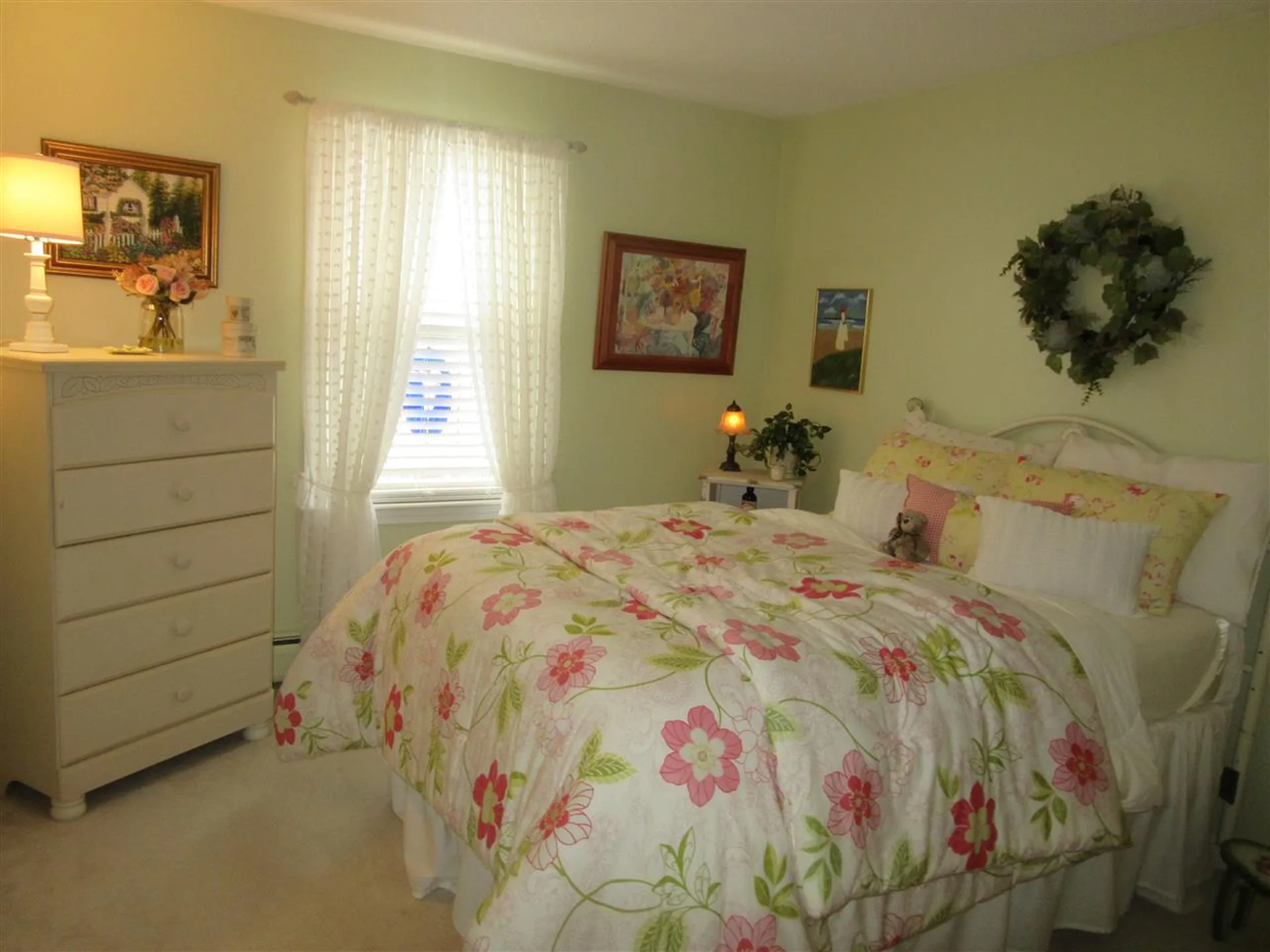 2 Maple Ridge Drive Merrimack NH 03054-7202