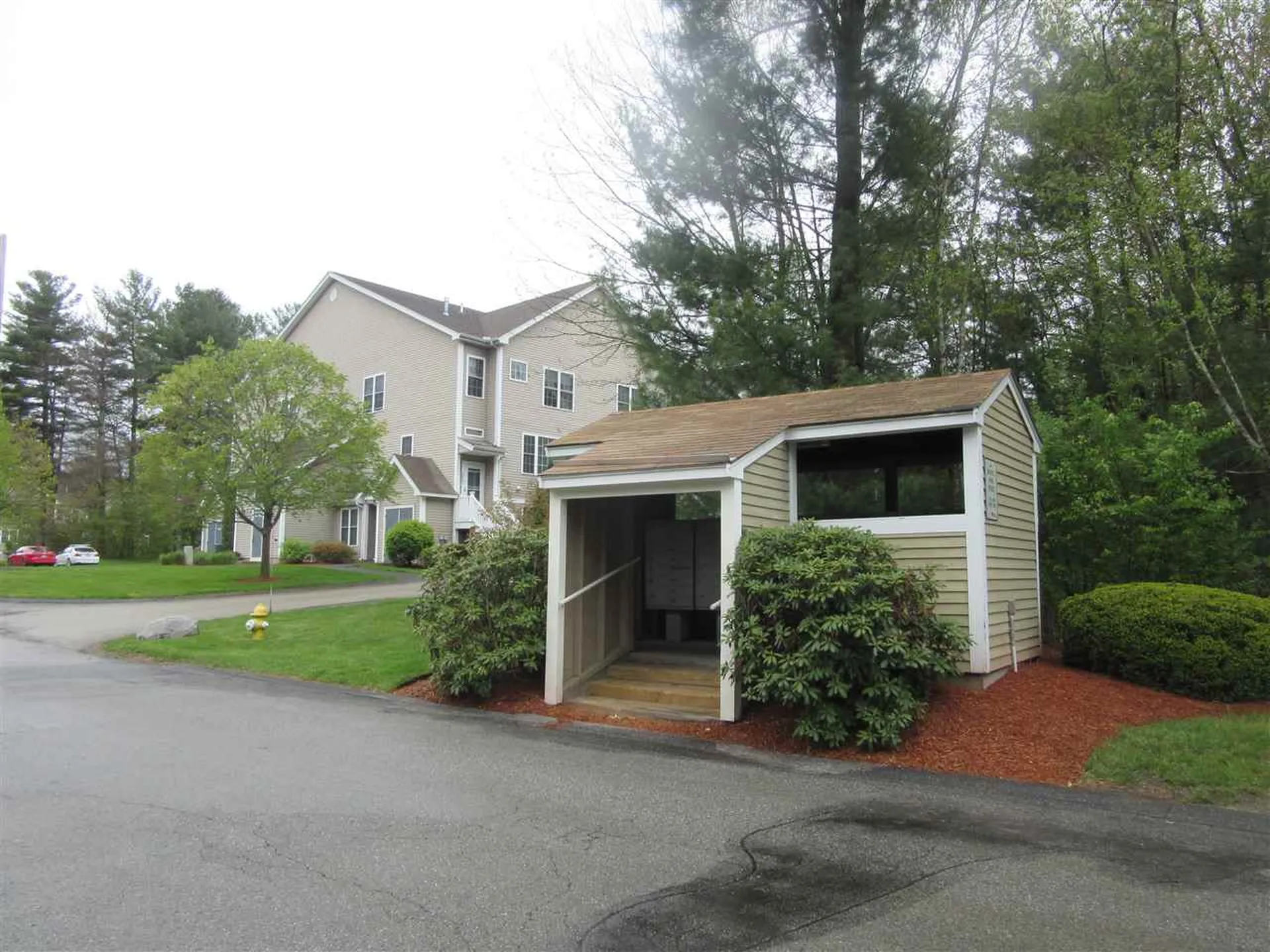 2 Maple Ridge Drive Merrimack NH 03054-7202