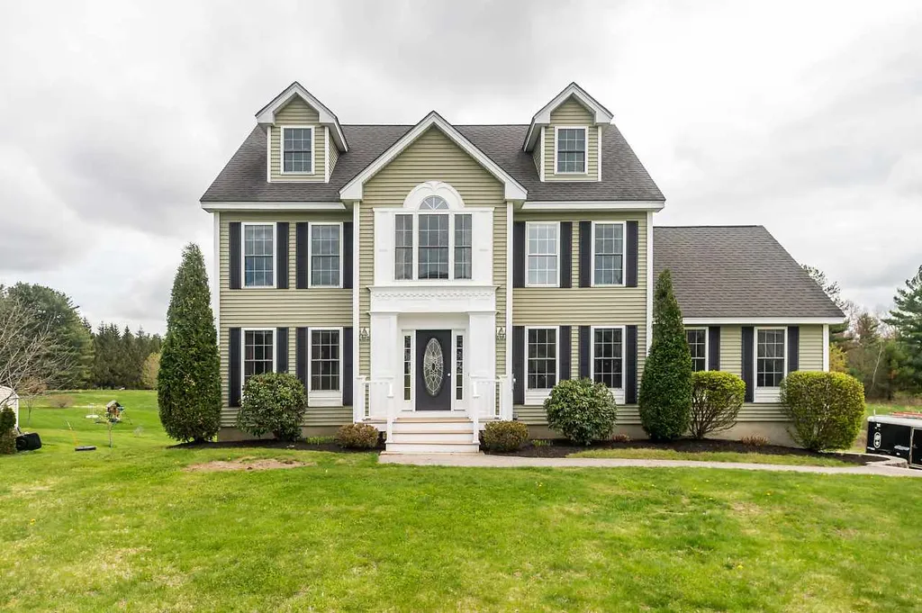 14 Victoria Drive Somersworth NH 03878