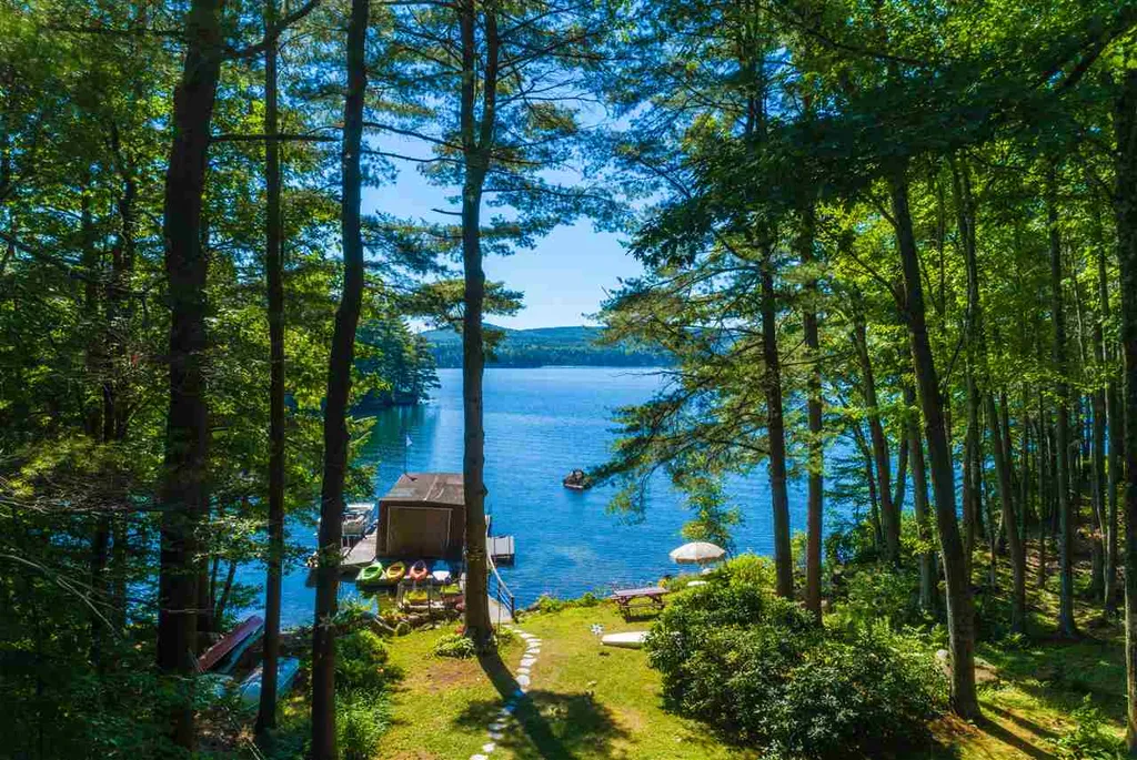 78 Burkehaven Lane Sunapee NH 03782