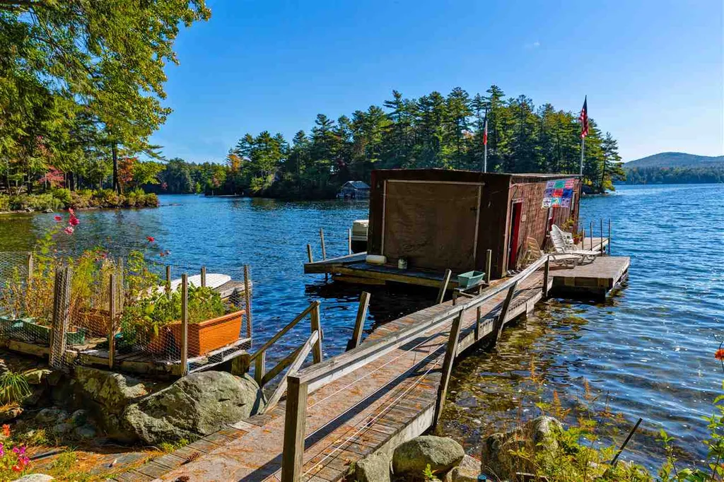 78 Burkehaven Lane Sunapee NH 03782