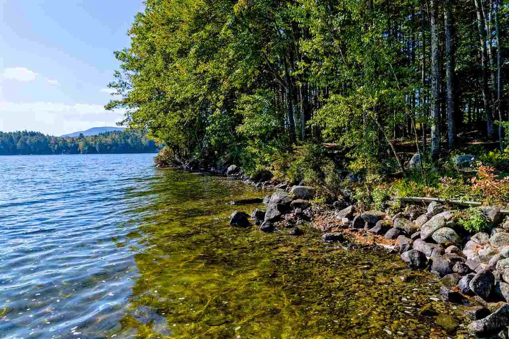 78 Burkehaven Lane Sunapee NH 03782