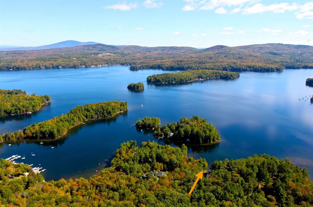 78 Burkehaven Lane Sunapee NH 03782