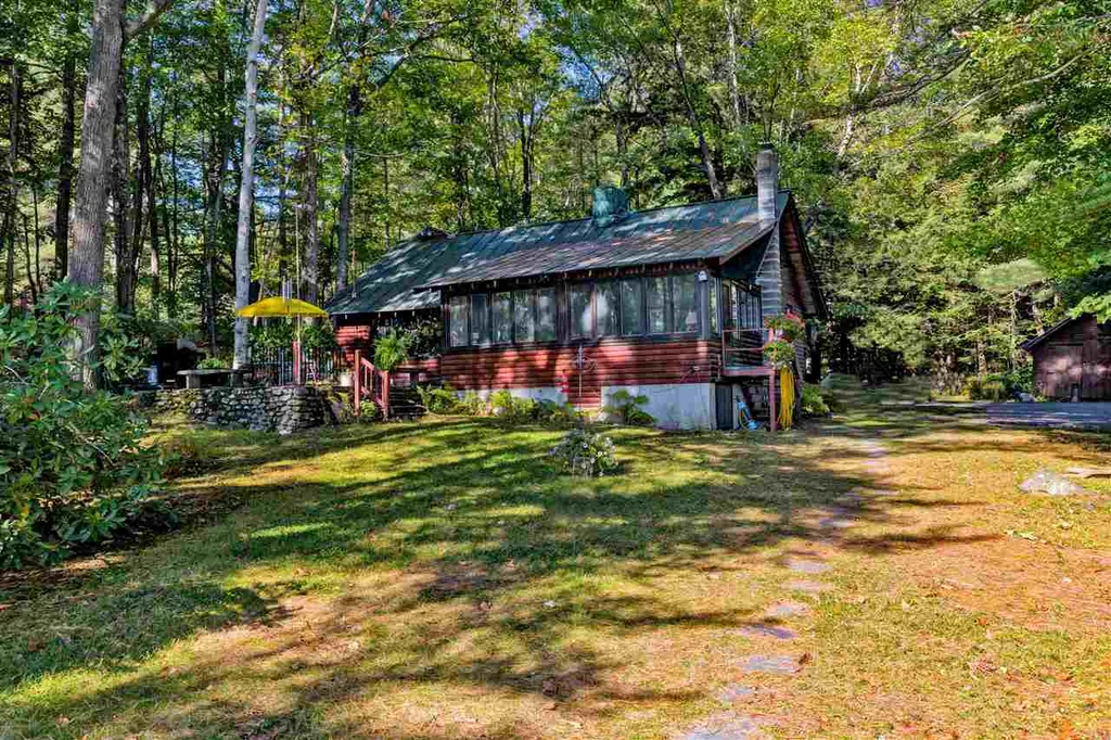 78 Burkehaven Lane Sunapee NH 03782