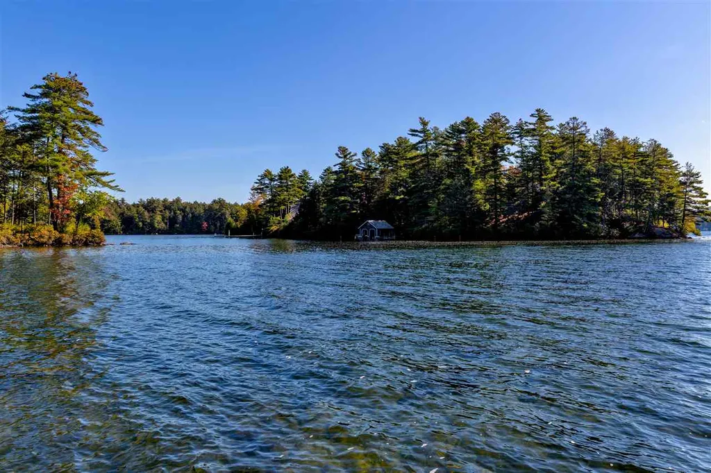 78 Burkehaven Lane Sunapee NH 03782