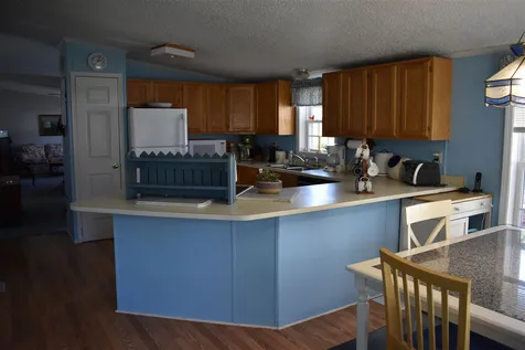 12 Aberdeen Drive Stratham NH 03885