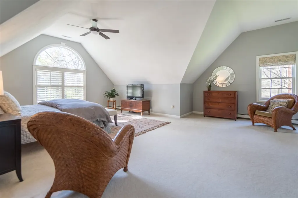 14 Saint Cyr Drive Hampton NH 03842