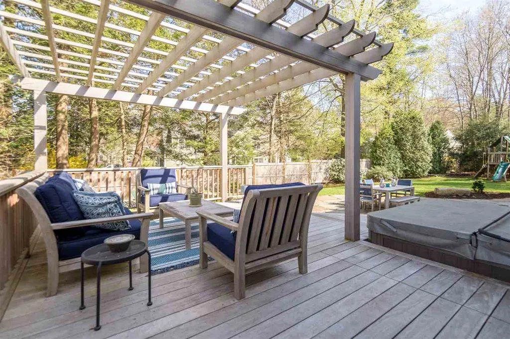 14 Saint Cyr Drive Hampton NH 03842