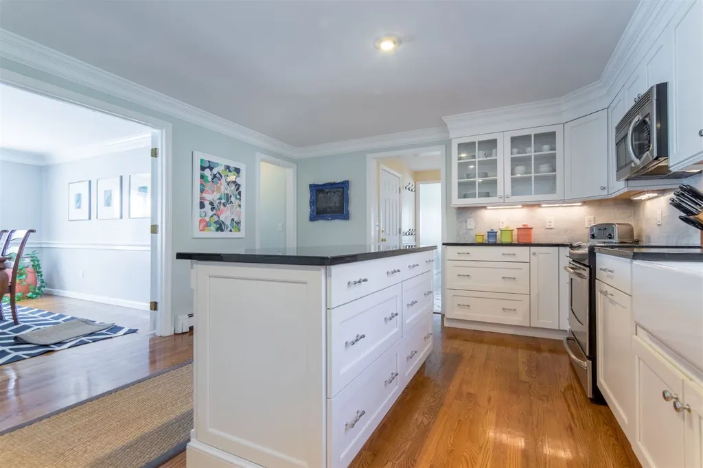 14 Saint Cyr Drive Hampton NH 03842