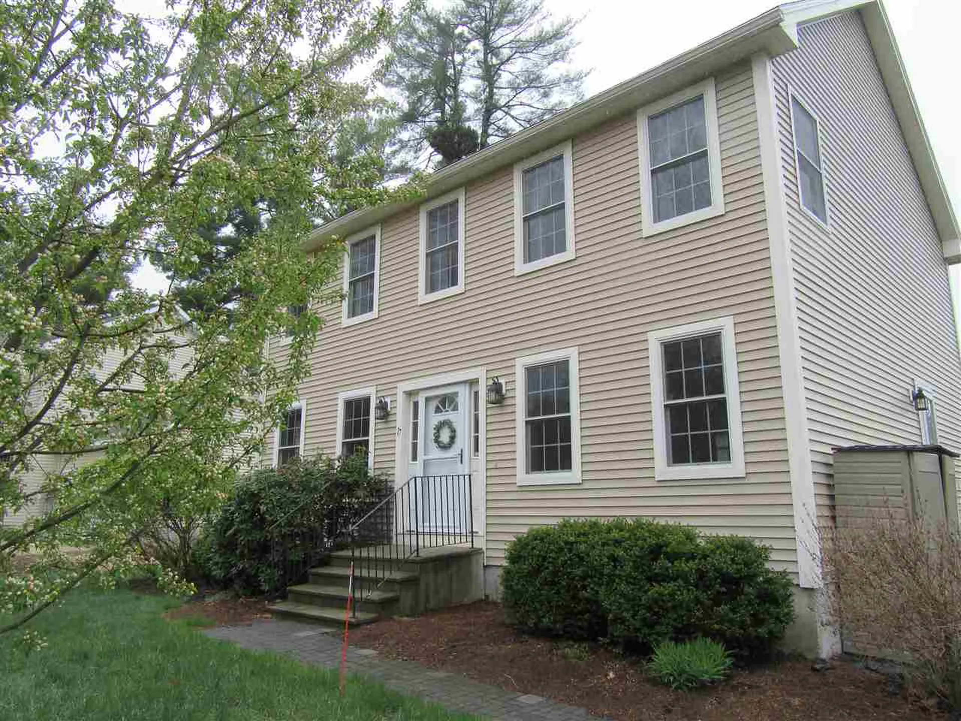 17 Hiltons Lane Rochester NH 03868