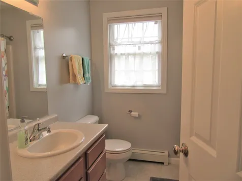17 Hiltons Lane Rochester NH 03868