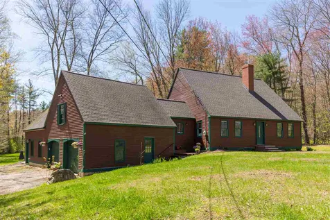 204 South Road Kensington NH 03833