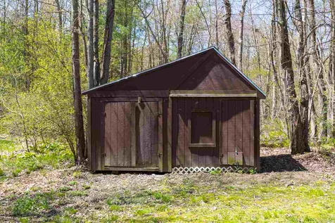 204 South Road Kensington NH 03833