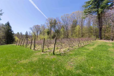204 South Road Kensington NH 03833