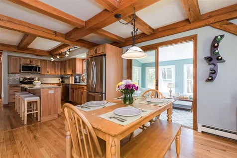 204 South Road Kensington NH 03833