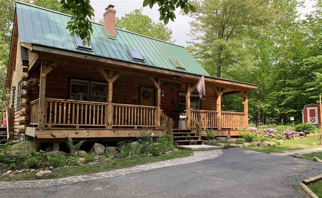 1738 Franklin Pierce Highway Barrington NH 03825