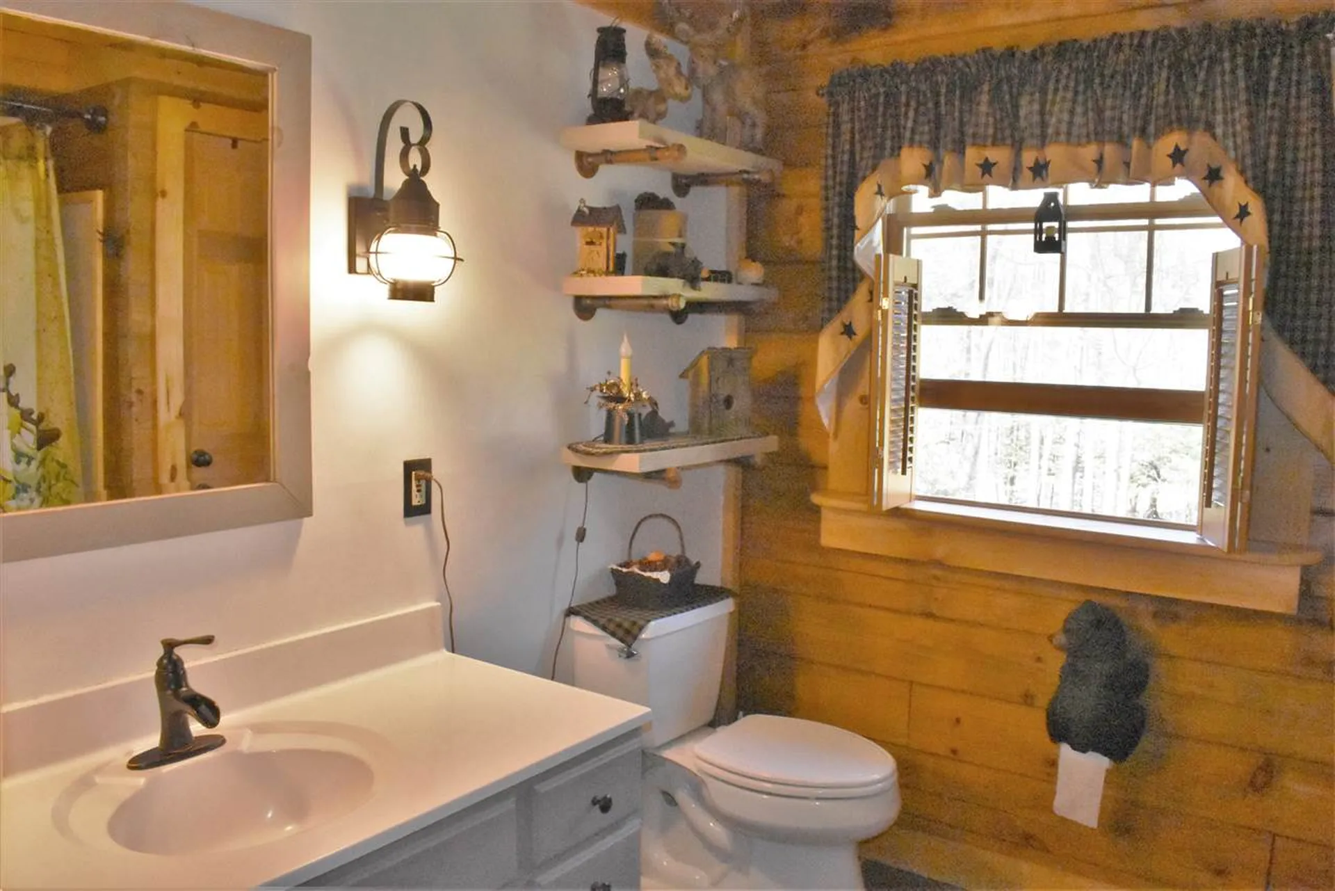 1738 Franklin Pierce Highway Barrington NH 03825
