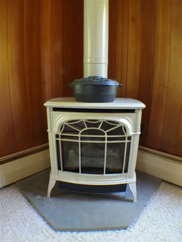 17 Kipling Street Nashua NH 03062