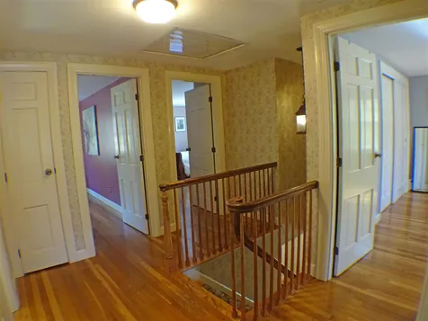 17 Kipling Street Nashua NH 03062