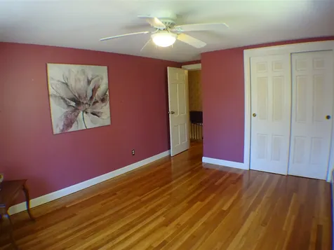 17 Kipling Street Nashua NH 03062