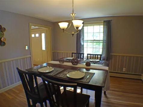 17 Kipling Street Nashua NH 03062