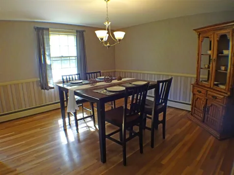 17 Kipling Street Nashua NH 03062